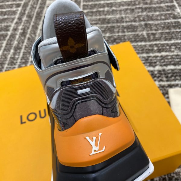Louis Vuitton LV Archlight 2.0 Platform Sneaker Black Silver 1AB13F