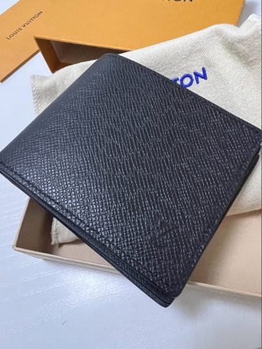 Louis Vuitton M30531 Multiple Wallet photo review